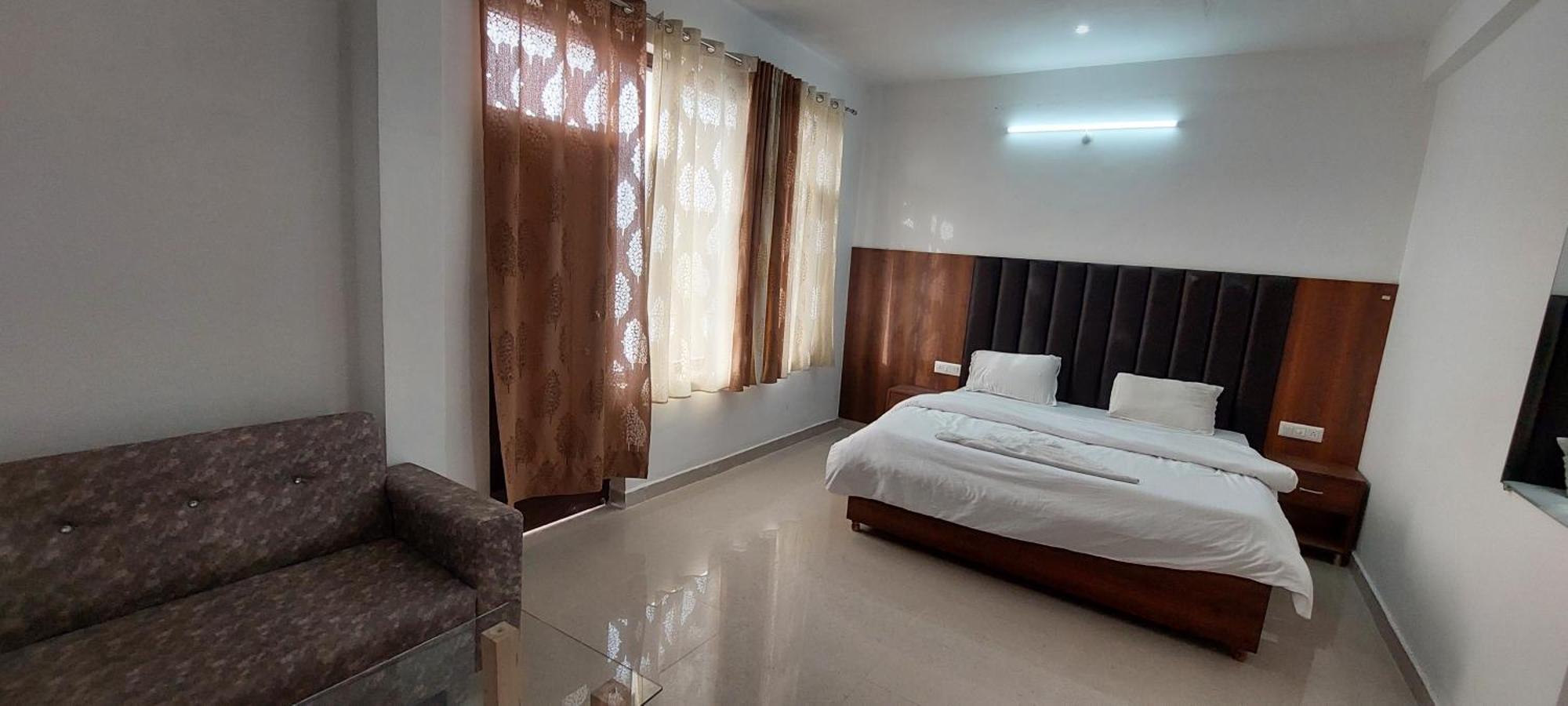 Peaceful Retreat Home Stay, Dalhousie Εξωτερικό φωτογραφία