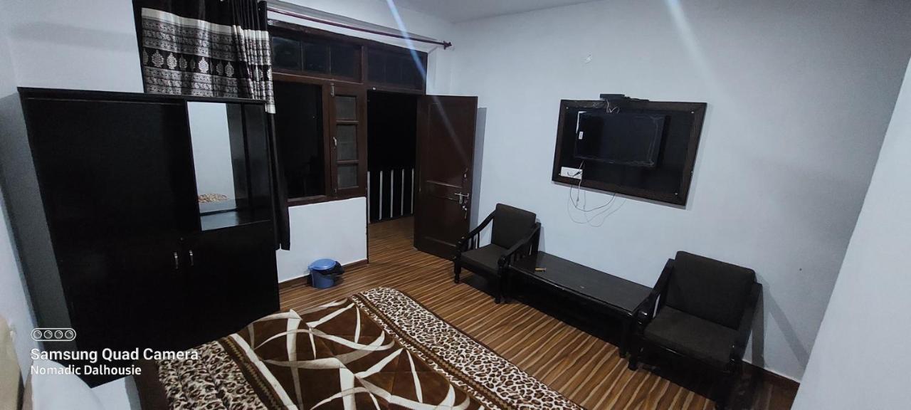 Peaceful Retreat Home Stay, Dalhousie Εξωτερικό φωτογραφία