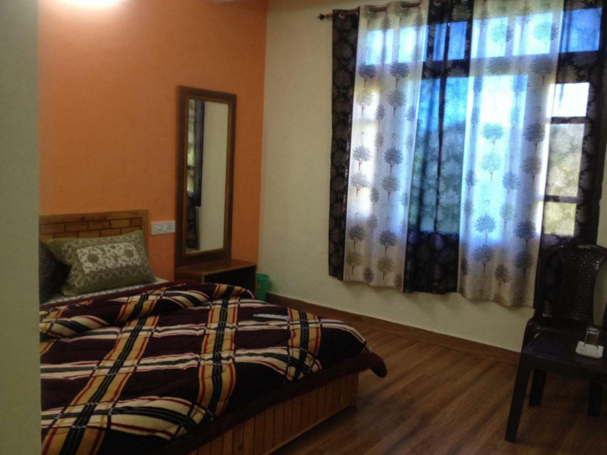 Peaceful Retreat Home Stay, Dalhousie Εξωτερικό φωτογραφία